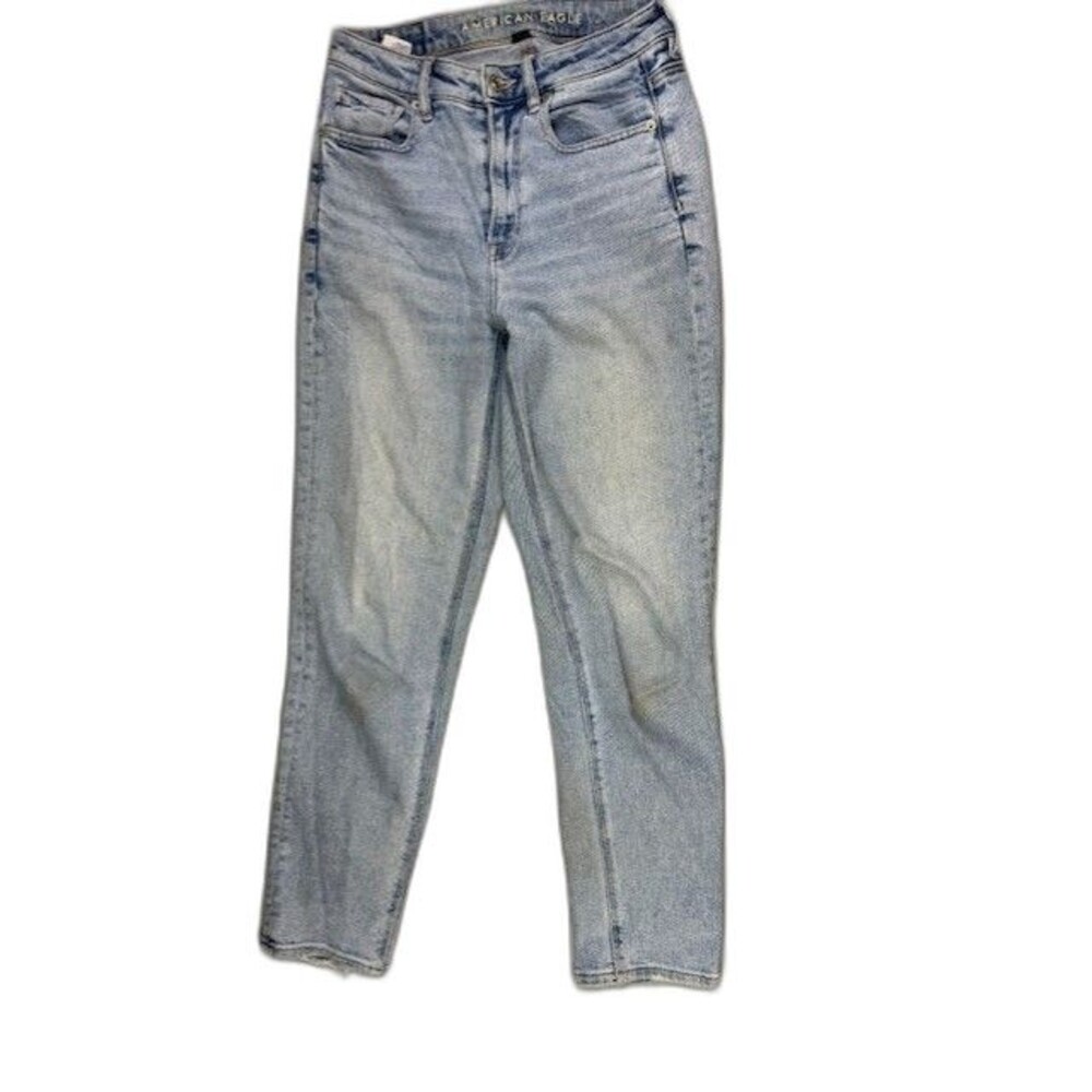 American Eagle Size 2 Womens Jeans Mom Straight Light Wash Mid Rise Stretch